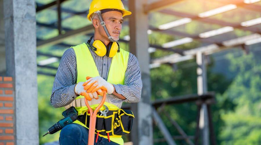 Professional gutter cleaning in Calverton, NY